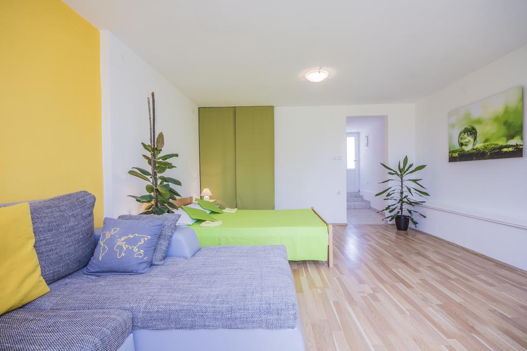 Pula Istria Apartments Екстер'єр фото