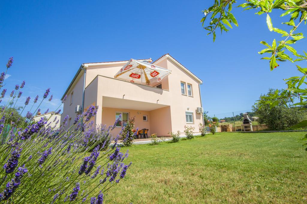 Pula Istria Apartments Екстер'єр фото