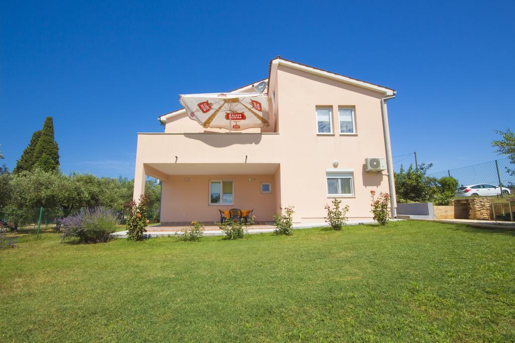 Pula Istria Apartments Екстер'єр фото